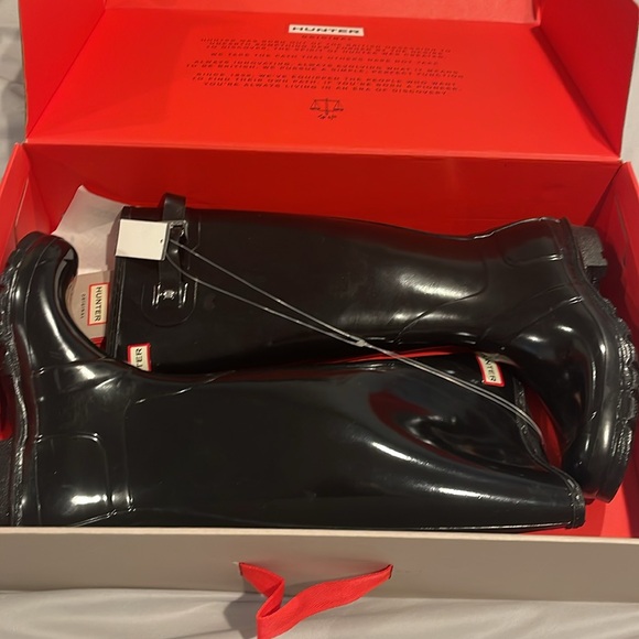 Hunter Rainboots - Picture 2 of 9
